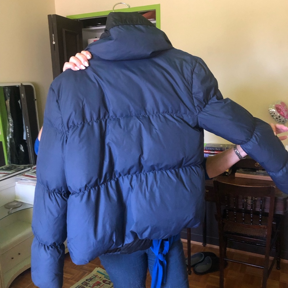 BCBG puffer jacket in navy